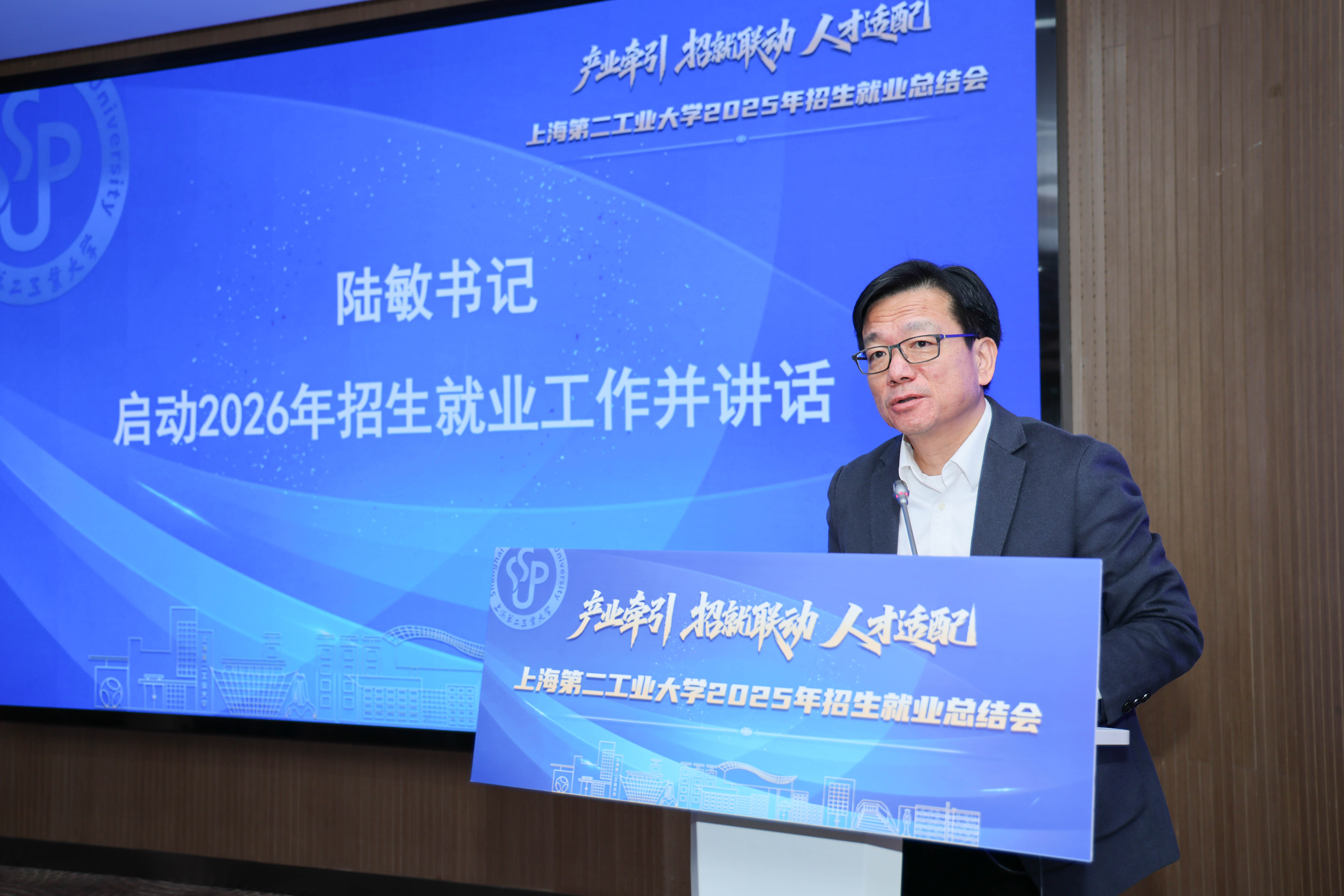 c54d3db75412d247ff4fd3f2f557d160